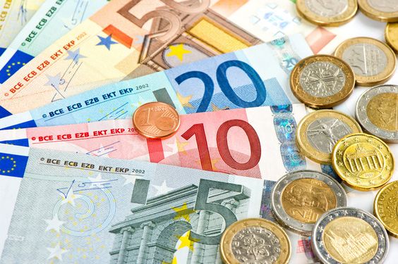 سعر اليورو مقابل الجنيه المصري اليوم الثلاثاء 2 يناير 2024 في السوق السوداء