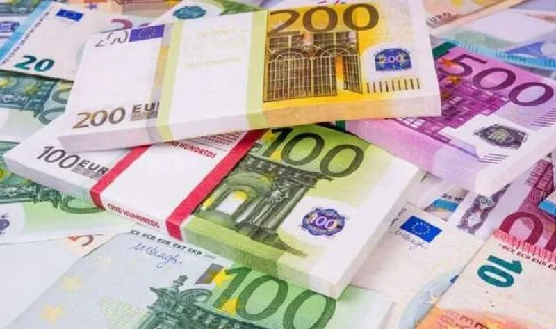 سعر اليورو في السوق السوداء اليوم الخميس 8 فبراير 2024 امام الجنيه المصري