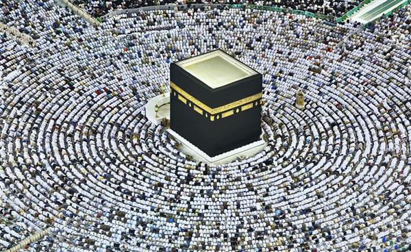 وقت صلاة التراويح في مكة 2025 متى تبدأ ومتى تنتهي