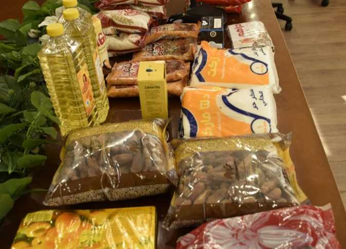 سعر السكر والزيت اليوم الخميس 7 مارس 2025 للمستهلك في مصر