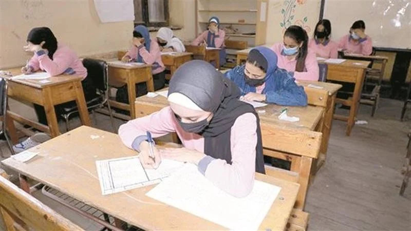 لطلاب العلمي والأدبي، مواعيد امتحانات الثانوية العامة 2025