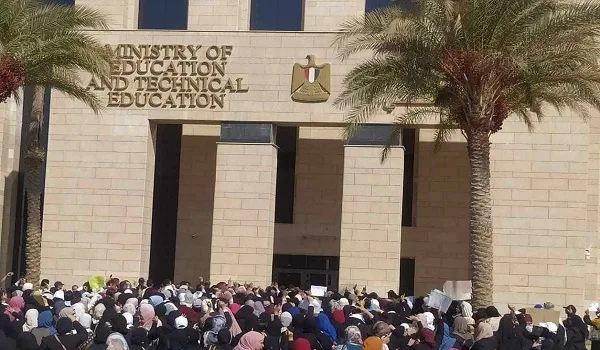 خطاب من "التعليم" بشأن تدريب معلمي الرياضيات للمرحلة الإعدادية