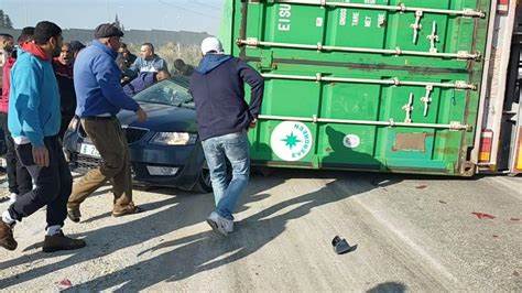 شاحنه كبيره تصدم سياره صغيره اي العبارات التاليه صحيحه شاحنه كبيره تصدم سياره صغيره اي العبارات التاليه صحيحه