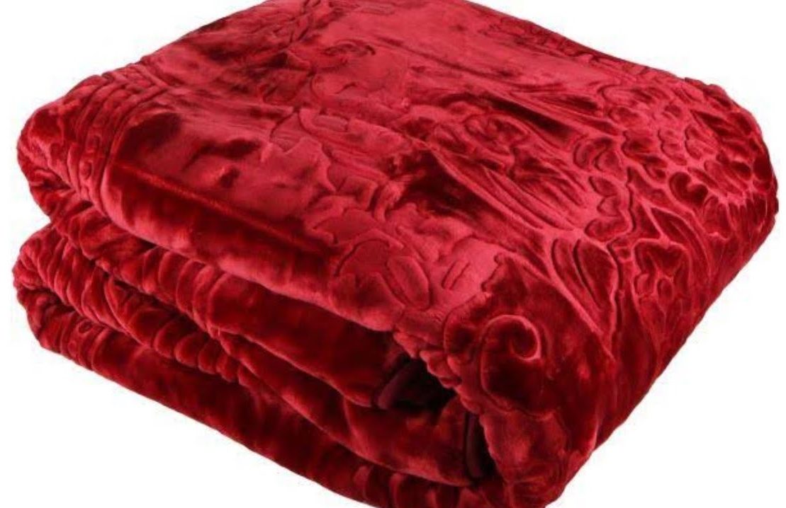 تفسير حلم البطانيه الحمراء في المنام لابن سيرين تفسير حلم البطانيه الحمراء في المنام