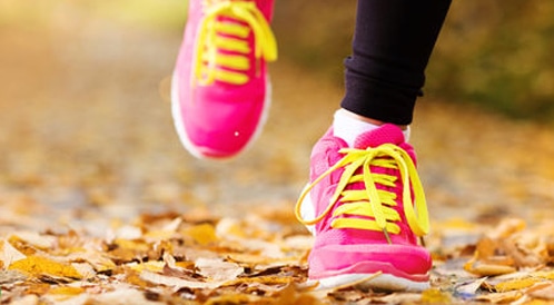 تفسير رؤية الحذاء في الحلم للبنت العزباء للمتزوجه للحامل تفسير رؤية الحذاء في الحلم