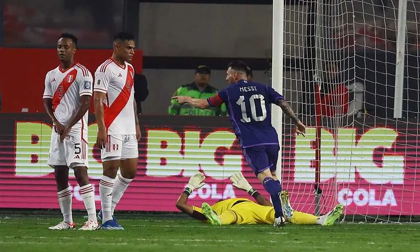 موعد مباراة الأرجنتين ضد بيرو في تصفيات كأس العالم 2026 والقنوات الناقلة