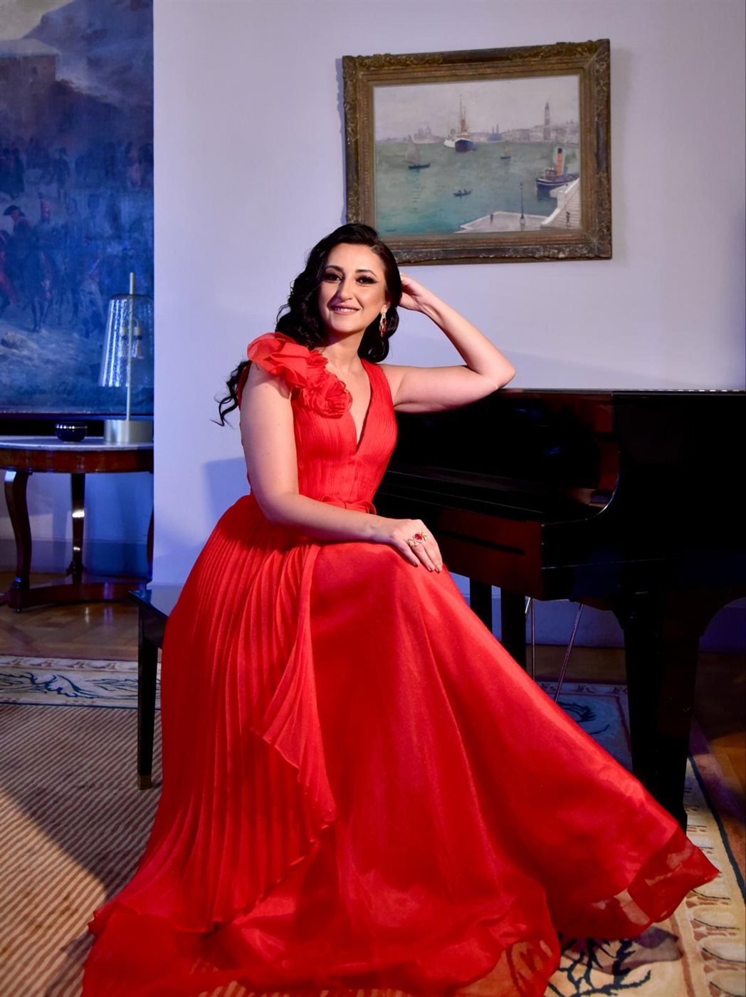 لقطات لـ السوبرانو أميرة سليم قبل استعدادها لحفل عيد الفصح في لبنان