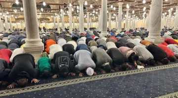 مواقيت الصلاة اليوم الأحد 4 مايو 2025