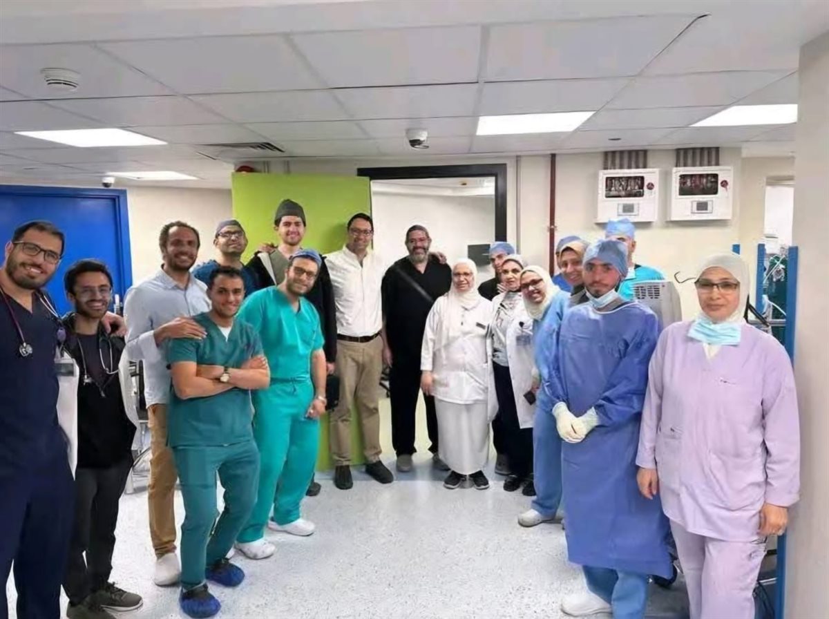 الفريق الطبي