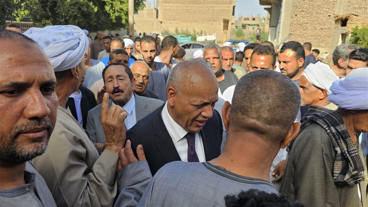 جلسة صلح بين عائلتين في قفط