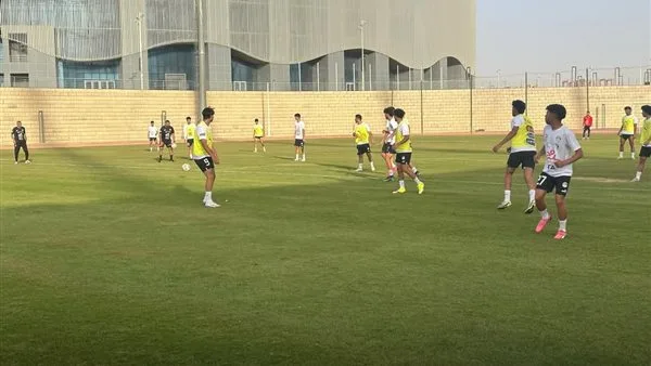 منتخب الشباب يخوض مرانه الأخير استعدادًا لمواجهة جنوب إفريقيا بافتتاح كأس الأمم الإفريقية منتخب الشباب يخوض مرانه الأخير استعدادًا لمواجهة جنوب إفريقيا بافتتاح كأس الأمم الإفريقية