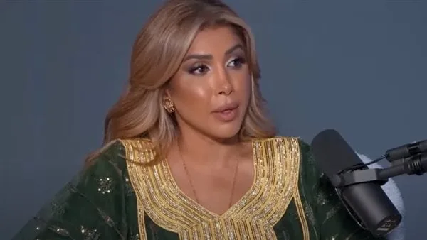 أروى: أنا أنجح مطربة قدمت برنامجا تليفزيونيا.. ولا أفكر في ارتداء الحجاب أروى: أنا أنجح مطربة قدمت برنامجا تليفزيونيا.. ولا أفكر في ارتداء الحجاب