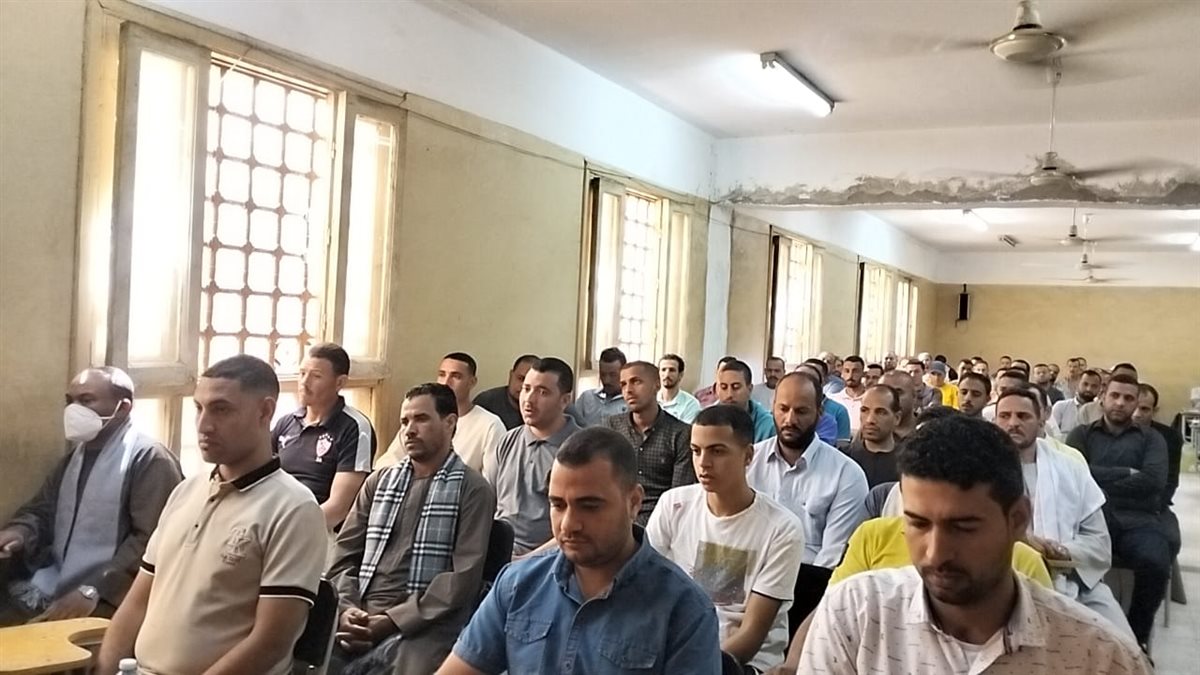 قبل استلام العمل.. دورة تدريبية لـ 74 عاملا بحضور وكيل وزارة الأوقاف بسوهاج قبل استلام العمل.. دورة تدريبية لـ 74 عاملا بحضور وكيل وزارة الأوقاف بسوهاج