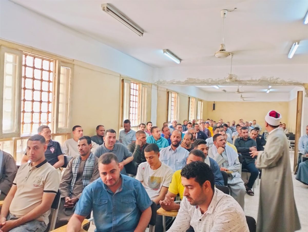 قبل استلام العمل.. دورة تدريبية لـ 74 عاملا بحضور وكيل وزارة الأوقاف بسوهاج قبل استلام العمل.. دورة تدريبية لـ 74 عاملا بحضور وكيل وزارة الأوقاف بسوهاج