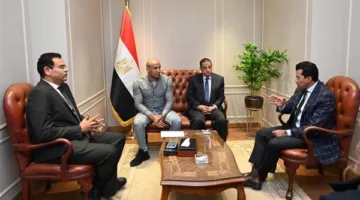 وزير الشباب يبحث مع رئيس اتحاد الملاكمة دعم اللاعبين وتطوير الرياضة في مصر