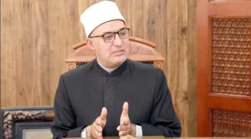 المفتي: يجوز بيع الزكاة بعد تسليمها للفقراء بثمن المثل أو أعلى منه