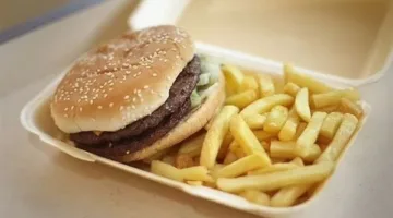 دراسة تحذر من مخاطر الأطعمة فائقة المعالجة