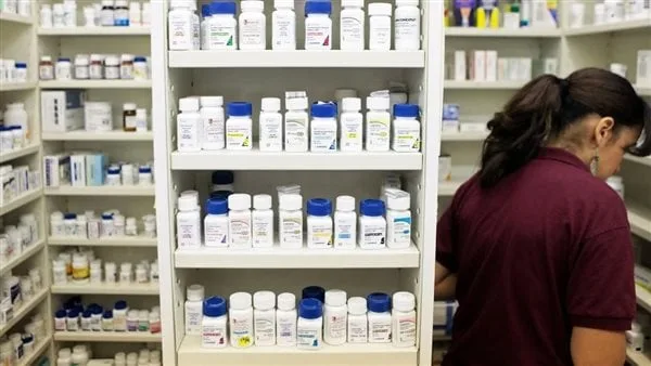 مصر تستورد أدوية ومستلزمات تصنيع طبية بـ52 مليار جنيه في 3 أشهر مصر تستورد أدوية ومستلزمات تصنيع طبية بـ52 مليار جنيه في 3 أشهر