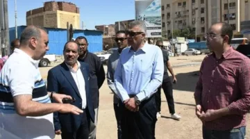 محافظ أسوان يوجه بسرعة إنهاء الأعمال بشارع كسر الحجر لتحقيق السيولة المرورية