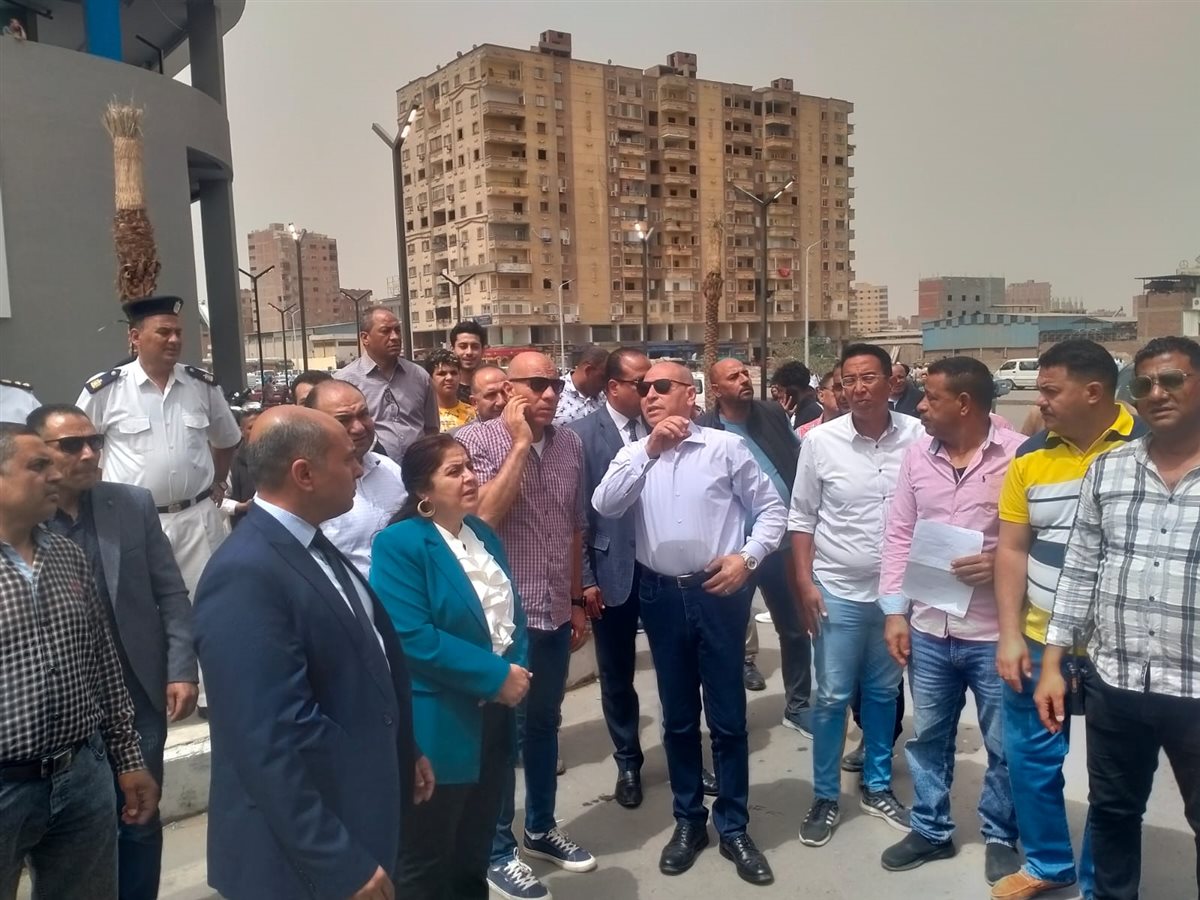 محافظ القاهرة: إقامة مشتل على مساحة 750 مترا بميدان السادات لبيع النباتات للمواطنين بأسعار رمزية محافظ القاهرة: إقامة مشتل على مساحة 750 مترا بميدان السادات لبيع النباتات للمواطنين بأسعار رمزية