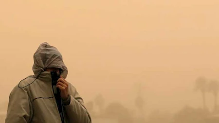 ماذا تفعل عند حدوث عاصفة ترابية شديدة في منطقتك