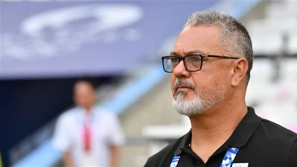 وكيل ميكالي لـ القاهرة 24: تدريب الأهلي حلم لأي مدرب.. والاتفاق سيكون سهلا وكيل ميكالي لـ القاهرة 24: تدريب الأهلي حلم لأي مدرب.. والاتفاق سيكون سهلا