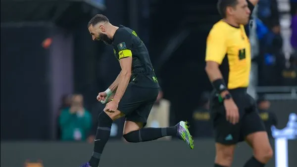 رقم تاريخي لـ كريم بنزيما نجم اتحاد جدة رقم تاريخي لـ كريم بنزيما نجم اتحاد جدة