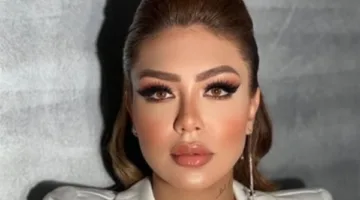 بسبب خلافاتهما على شاب.. أخصائية تسويق تتهم هدير عبد الرازق بسرقة مشغولات ذهبية من شقتها بالعبور