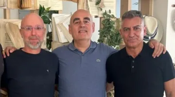 جهاز منتخب اليد بقيادة باستور يجتمع مع مدربي القطبين للتجهيز لوديتي البرازيل والسوبر الإفريقي