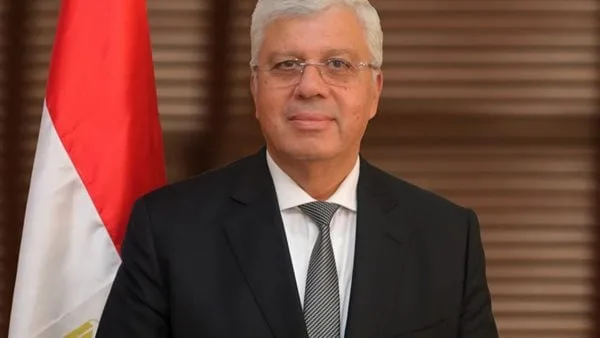 وزير التعليم العالي يعلن صدور قرارات جمهورية بتعيين قيادات جامعية جديدة وزير التعليم العالي يعلن صدور قرارات جمهورية بتعيين قيادات جامعية جديدة