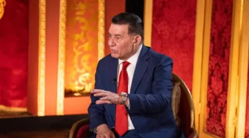 أول رد من مدحت شلبي على شائعات دخوله العناية المركزة