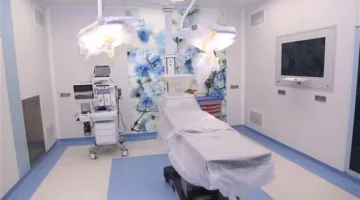 بعد سقوطها من علو.. الصدفة تقود فريقًا جراحيًا لاكتشاف ورم في بطن صغيرة بالمنوفية