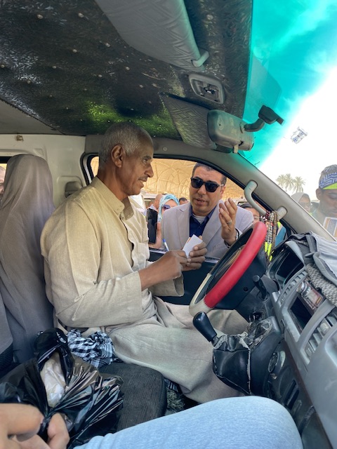 نائب محافظ الأقصر وحملة على المواقف للتوعية ضد الإدمان