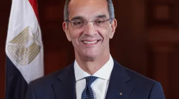 وزير الاتصالات يعتزم عقد اجتماعات مع مسؤولين حكوميين وبنوك وشركات عالمية بالإمارات