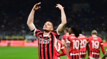 ميلان يضرب الإنتر برباعية ويحسم الصعود إلى نهائي كأس إيطاليا