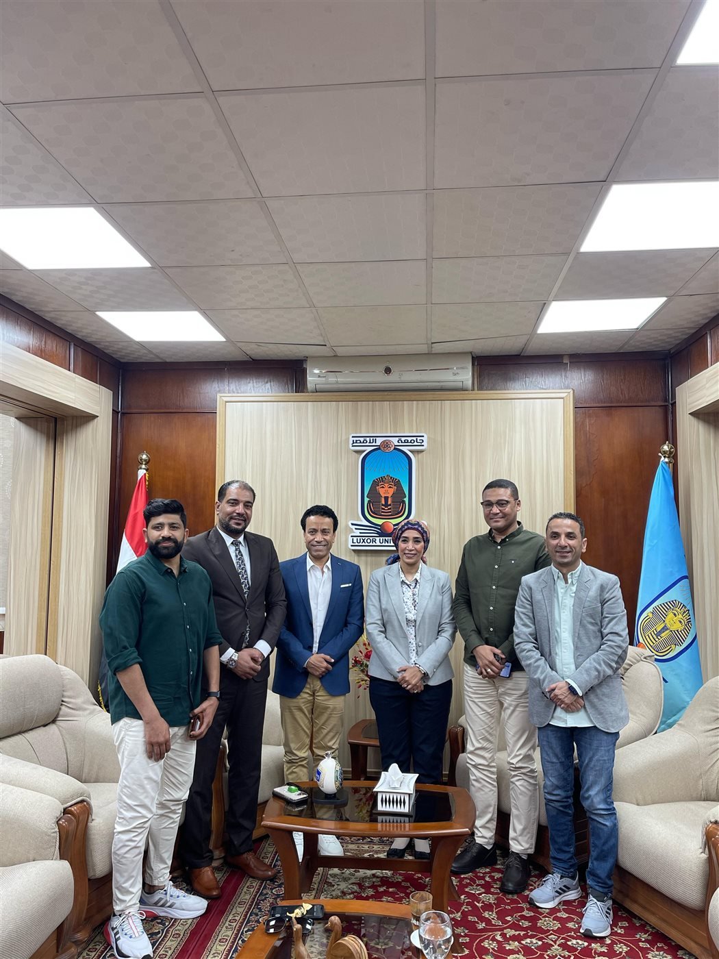 جامعة الأقصر تستقبل الفنان سامح حسين