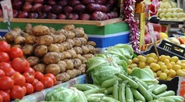 أسعار الخضراوات والفاكهة اليوم الخميس 24 أبريل 2025 في سوق العبور