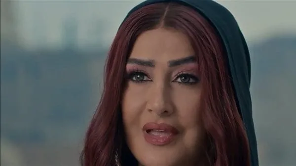 غادة عبد الرازق: مليش في التريندات.. وربنا كرمني بـ جملة «عاملة عملية وشايلة الحنية» غادة عبد الرازق: مليش في التريندات.. وربنا كرمني بـ جملة «عاملة عملية وشايلة الحنية»