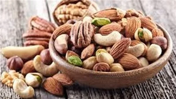 7 فوائد لتناول المكسرات في الصباح لتعزيز الصحة والطاقة 7 فوائد لتناول المكسرات في الصباح لتعزيز الصحة والطاقة