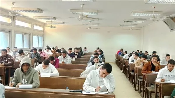 بابل شيت أم مقالي؟.. تجارة حلوان تكشف نظام عقد امتحانات نهاية العام 2025 بابل شيت أم مقالي؟.. تجارة حلوان تكشف نظام عقد امتحانات نهاية العام 2025