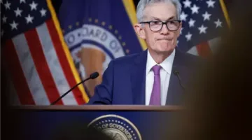 ترامب يحذر من تباطؤ الاقتصاد الأمريكي حال عدم تخفيض أسعار الفائدة