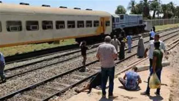 مصرع شخص أسفل عجلات القطار بكفر الشيخ