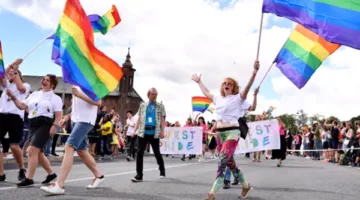 الحكومة البريطانية تمنع المتحولات جنسيًا من استخدام المراحيض النسائية