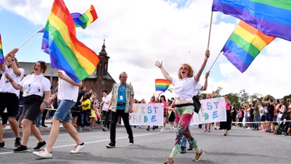 الحكومة البريطانية تمنع المتحولات جنسيًا من استخدام المراحيض النسائية الحكومة البريطانية تمنع المتحولات جنسيًا من استخدام المراحيض النسائية