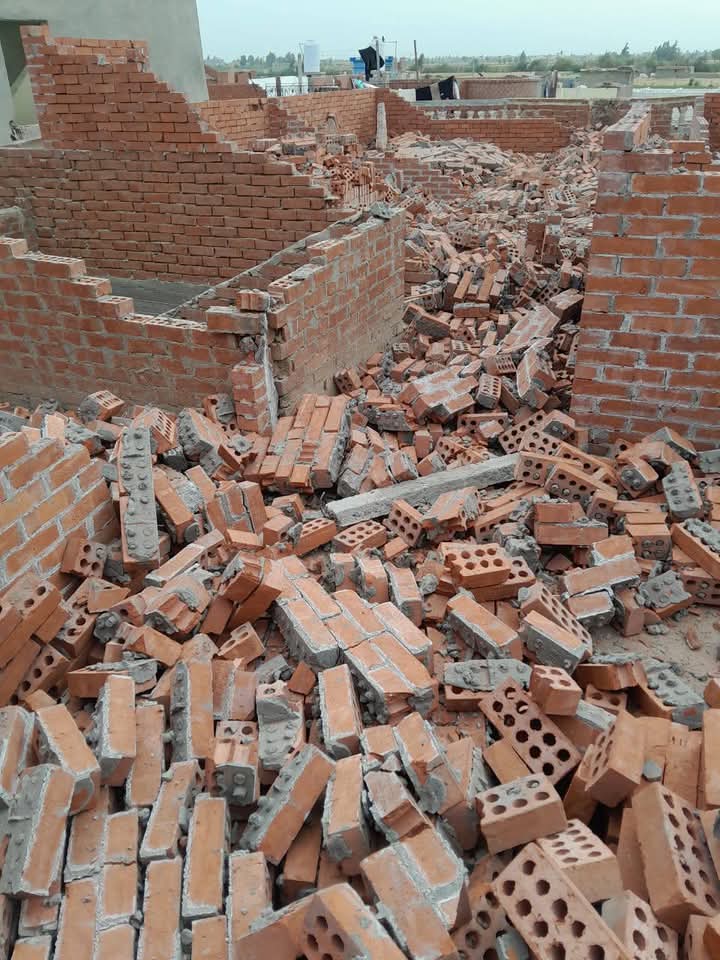 إزالة 52 حالة تعد على مساحة 2954 متر بالبحيرة