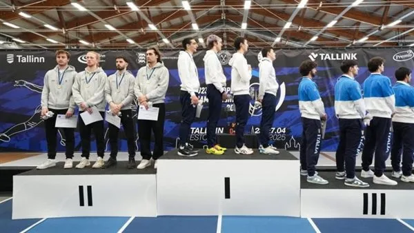 تصرف مثير للجدل.. منتخب سويسرا يدير ظهره لإسرائيل في بطولة أوروبا للمبارزة تصرف مثير للجدل.. منتخب سويسرا يدير ظهره لإسرائيل في بطولة أوروبا للمبارزة