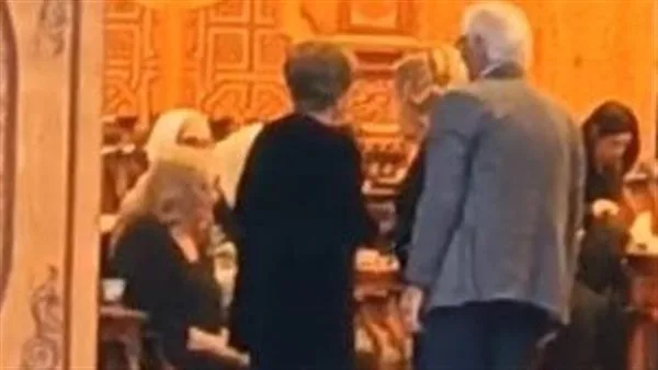 أحمد حلمي وعمرو الليثي يقدمان واجب العزاء في زوج الإعلامية سناء منصور أحمد حلمي وعمرو الليثي يقدمان واجب العزاء في زوج الإعلامية سناء منصور