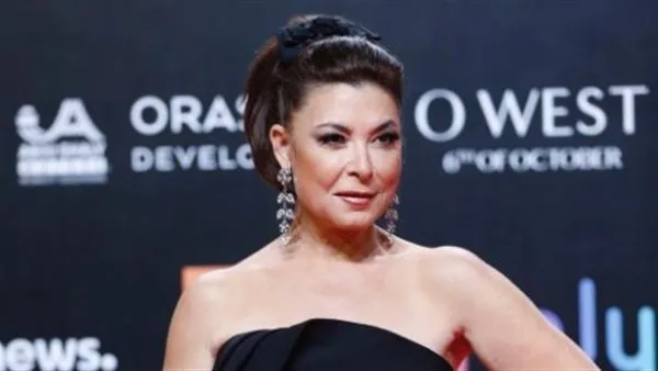 أنوشكا تحرر محضرًا ضد شخص بتهمة انتحال شخصيتها على مواقع التواصل الاجتماعي | بث مباشر