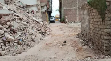 إزالة عقار آيل للسقوط بالإسكندرية.. ووقف بناء 68 مقبرة مخالفة