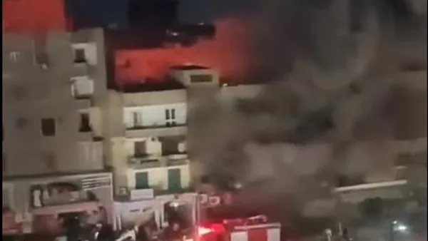 إصابة 4 أشخاص في حريق محل بشارع البوسطة في الزقازيق | صور إصابة 4 أشخاص في حريق محل بشارع البوسطة في الزقازيق | صور